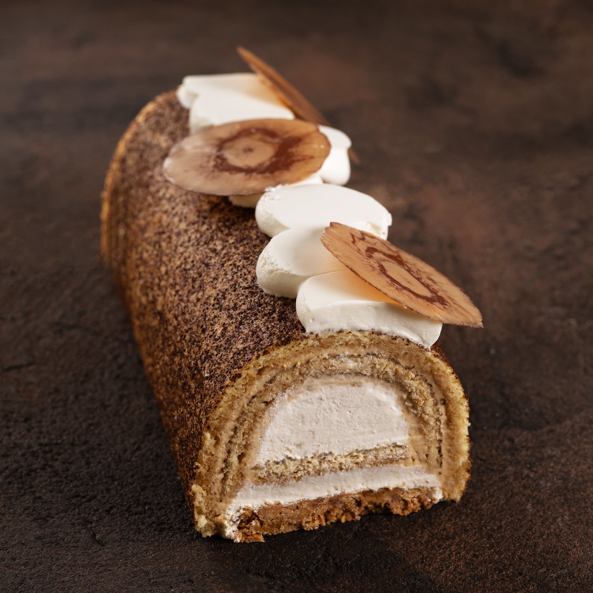 modern roll cake