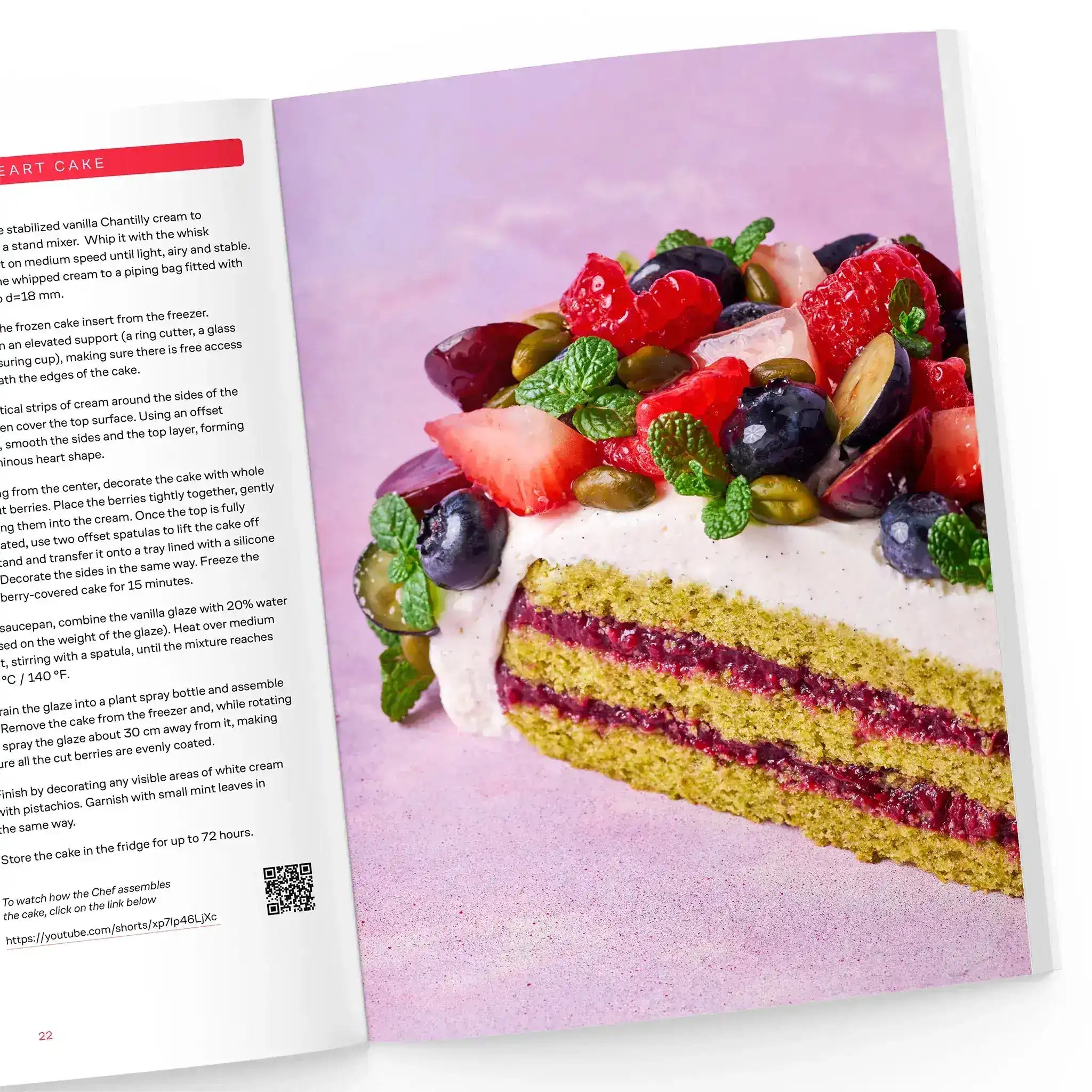 Forest berry heart cake