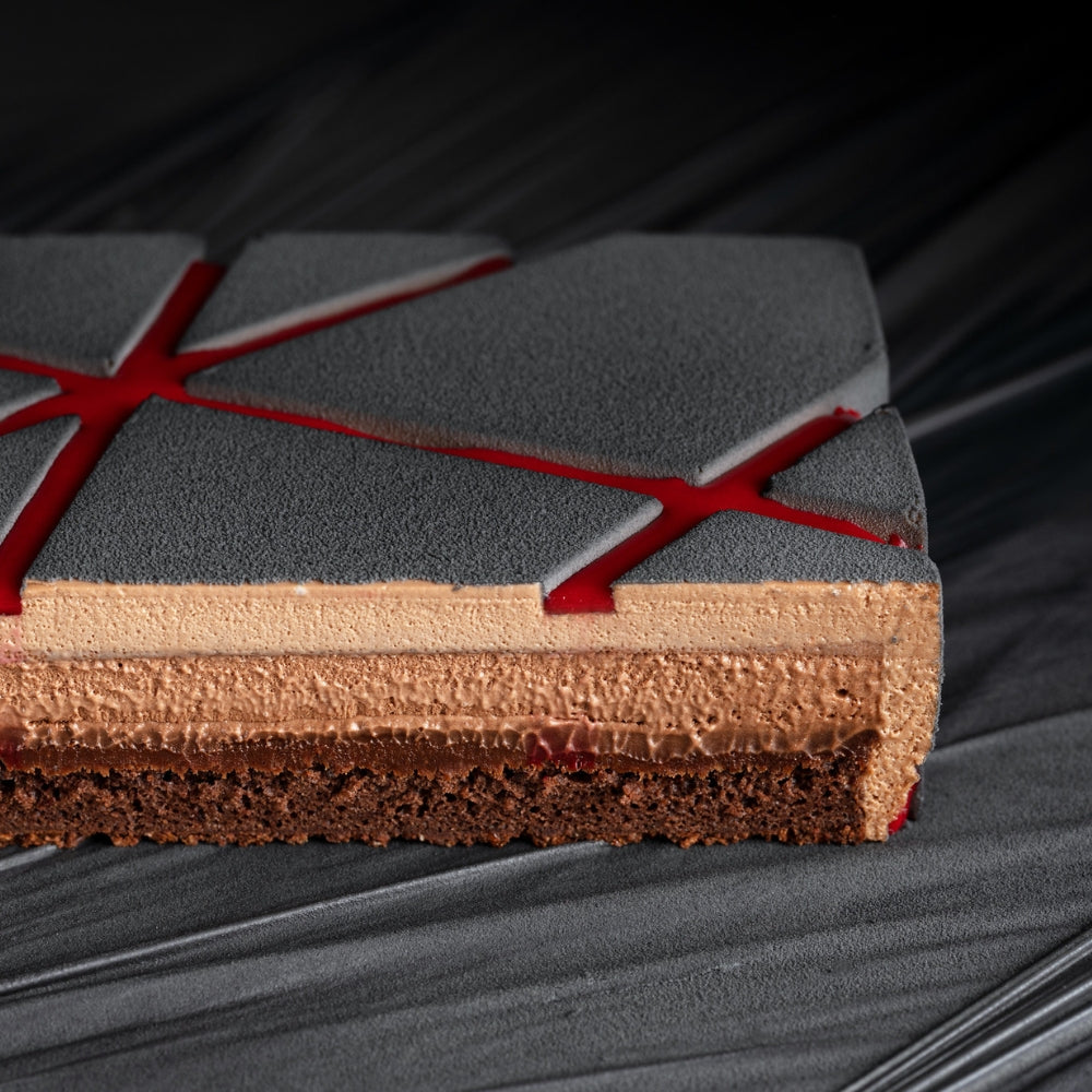 Bold cake design