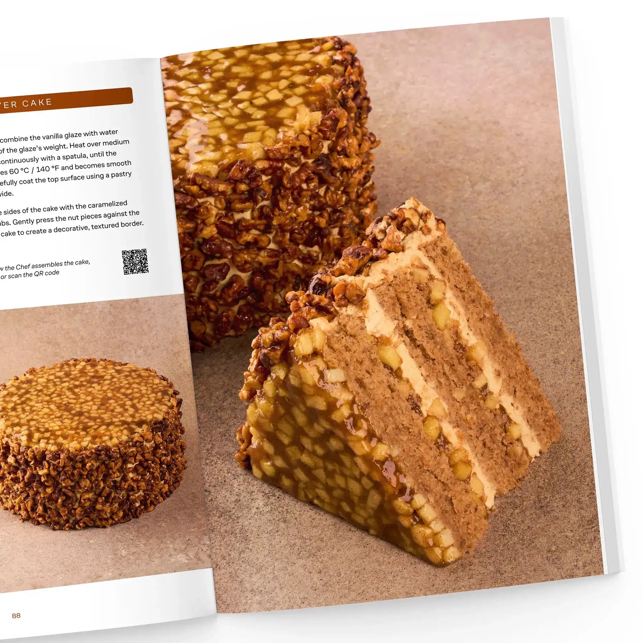 Torte a strati: la chiave per preparare, farcire e decorare torte festive