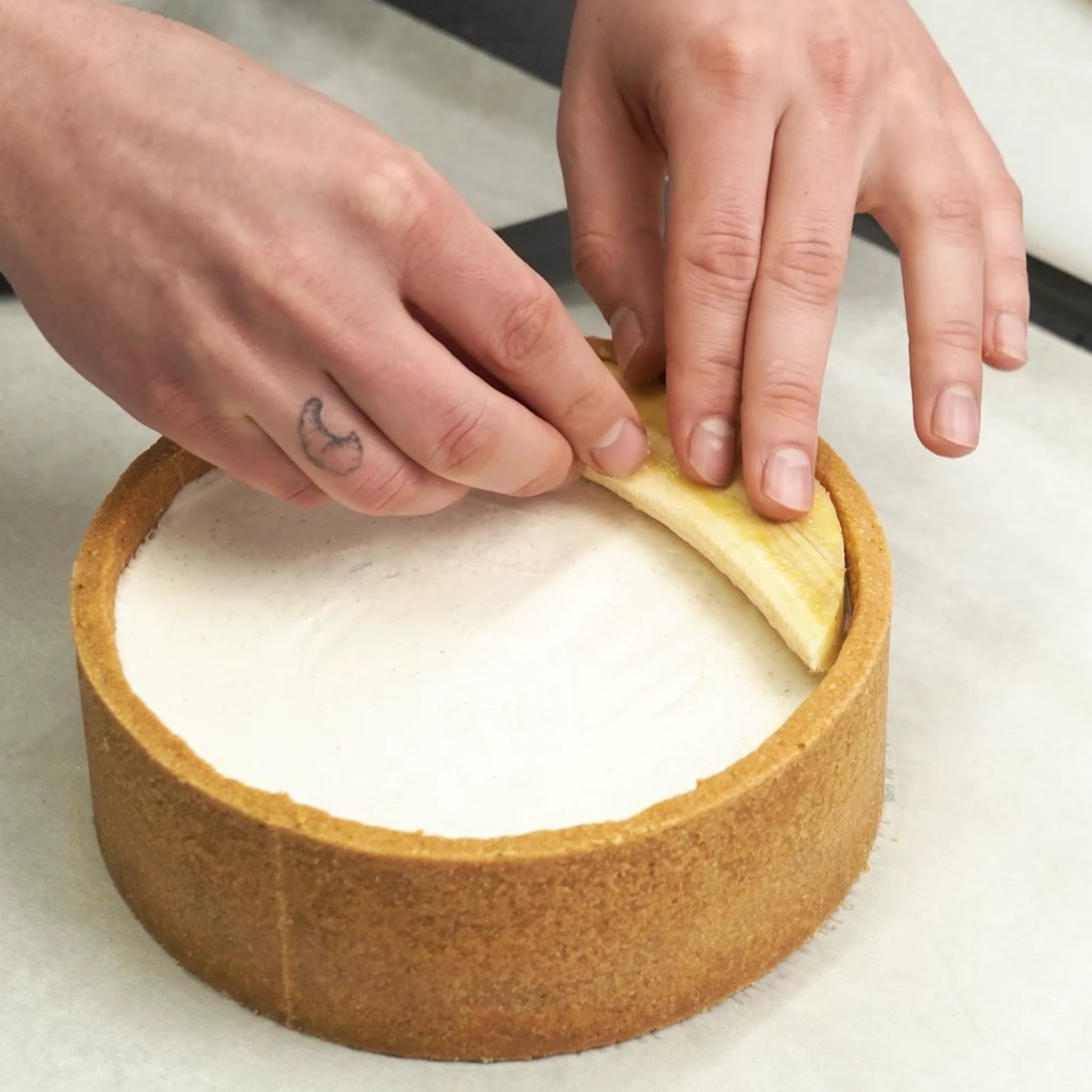 Banana and Lime Cheesecake by Oleksandr Trofimenkov Video Class