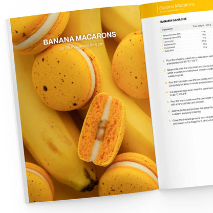 Banana macarons