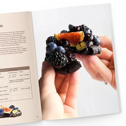 berries cookies