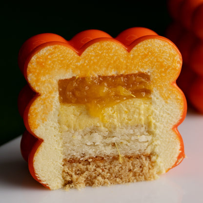 Spheres cake