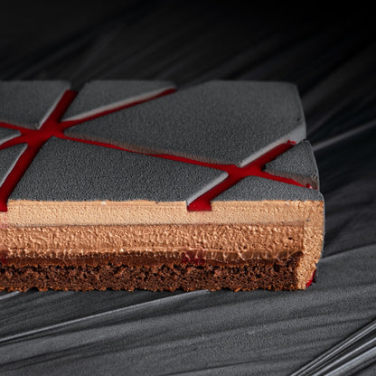 Bold cake design