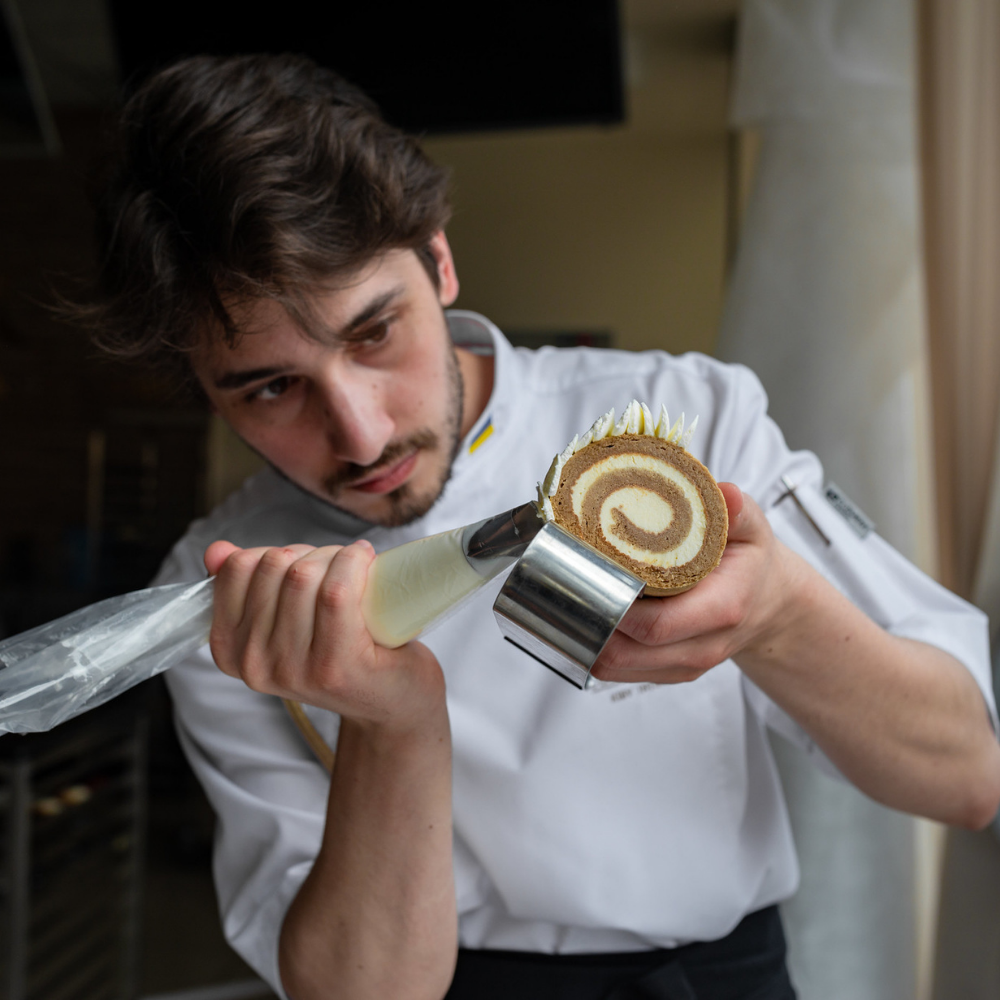 Tiramisu Cake Roll