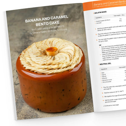Bento cake with caramel and banana